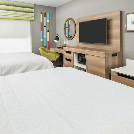 Hampton Inn Wilson Downtown Экстерьер фото