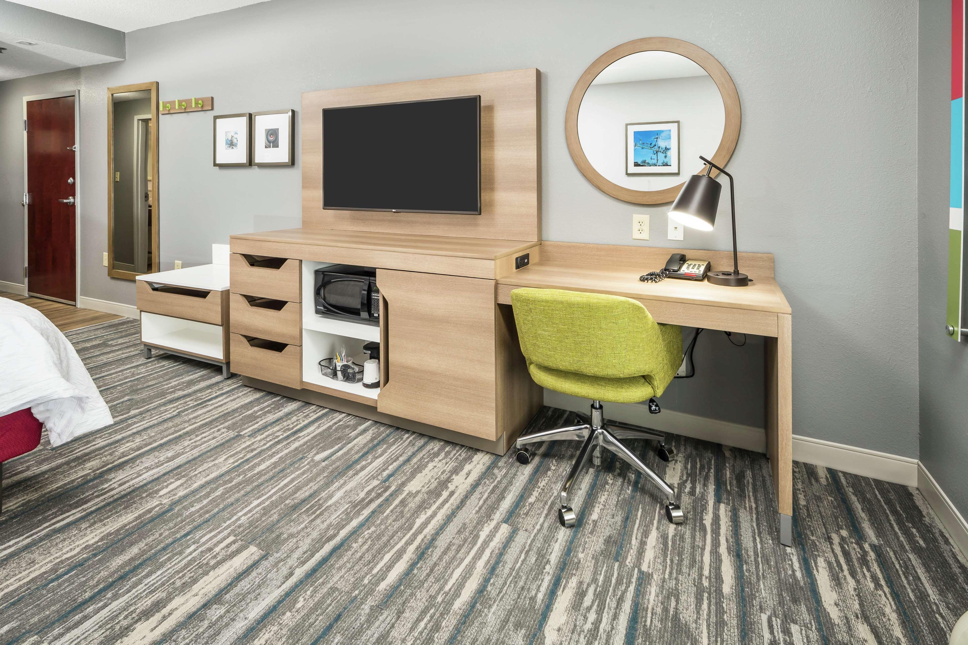 Hampton Inn Wilson Downtown Экстерьер фото