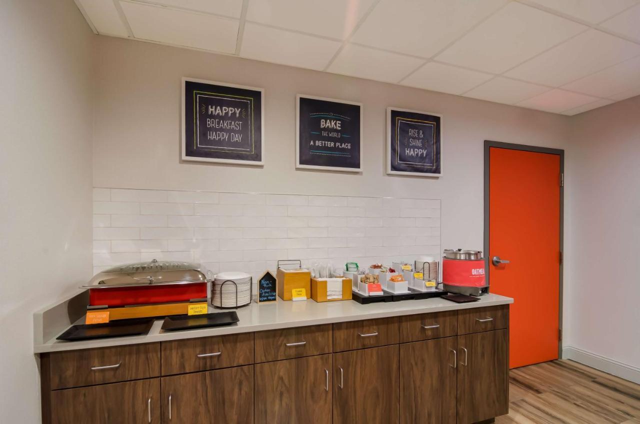 Hampton Inn Wilson Downtown Экстерьер фото