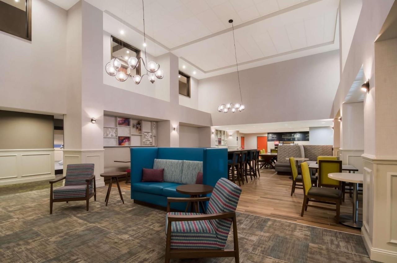 Hampton Inn Wilson Downtown Экстерьер фото