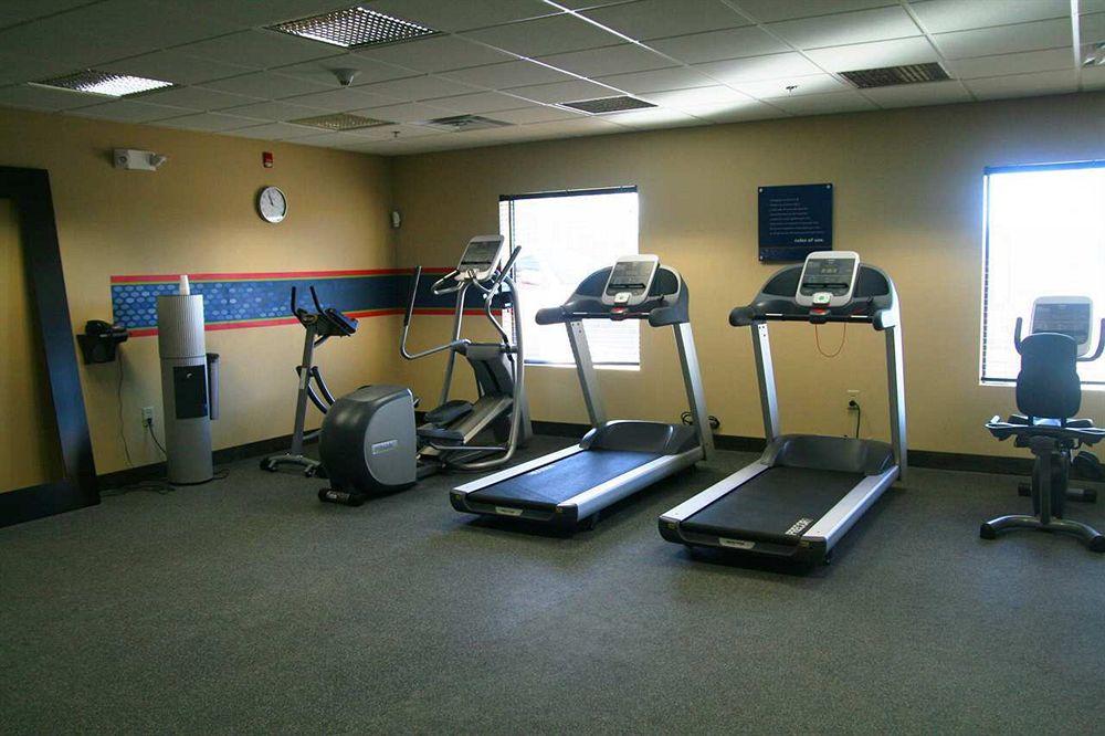 Hampton Inn Wilson Downtown Экстерьер фото