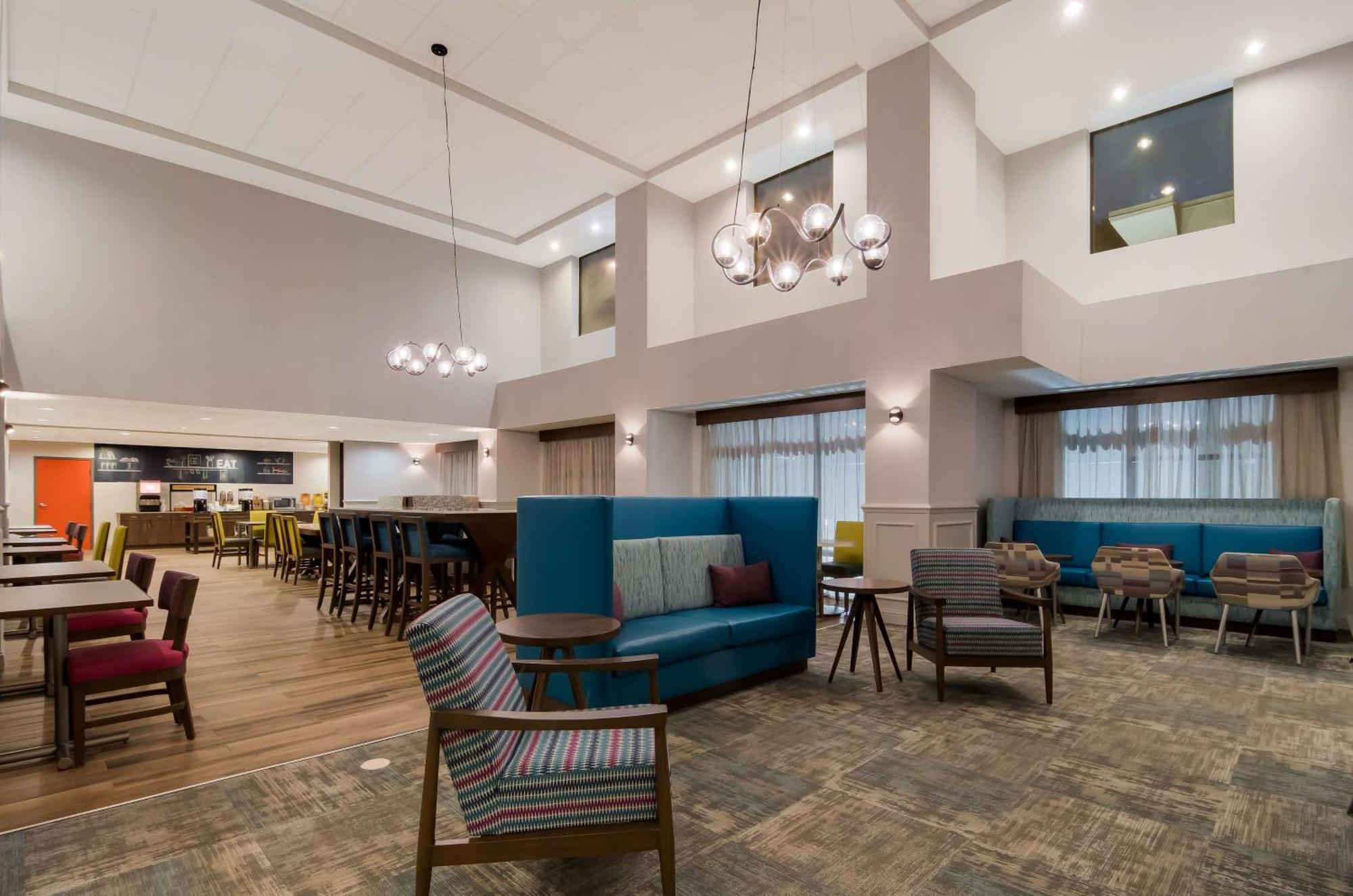 Hampton Inn Wilson Downtown Экстерьер фото