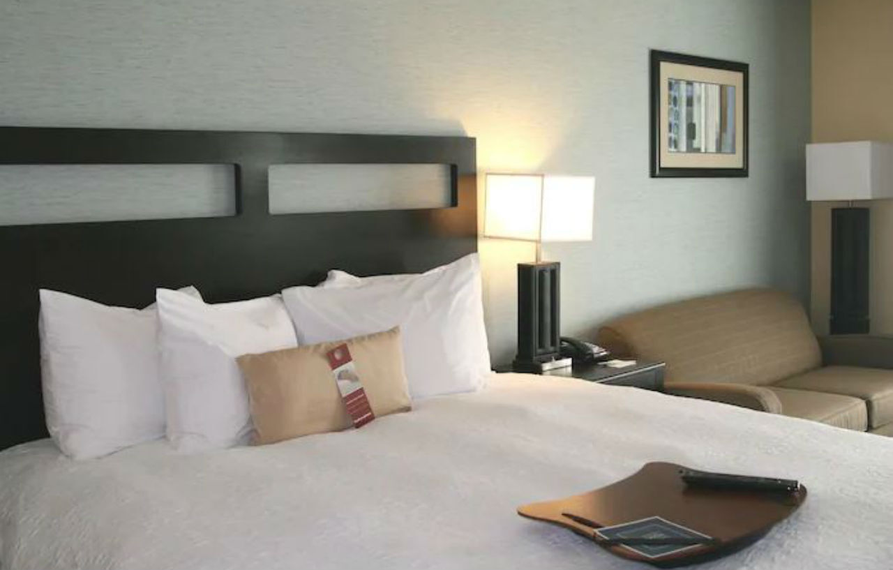 Hampton Inn Wilson Downtown Экстерьер фото