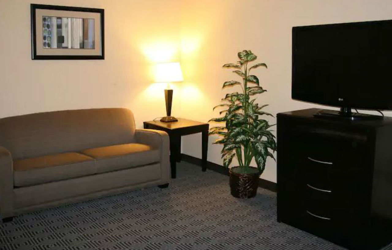 Hampton Inn Wilson Downtown Экстерьер фото